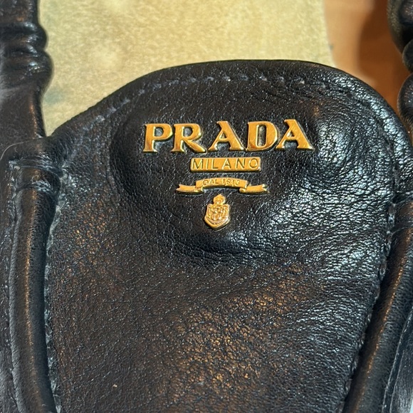 100% authentic Prada scrunch loafer women’s size 36 - Picture 2 of 9